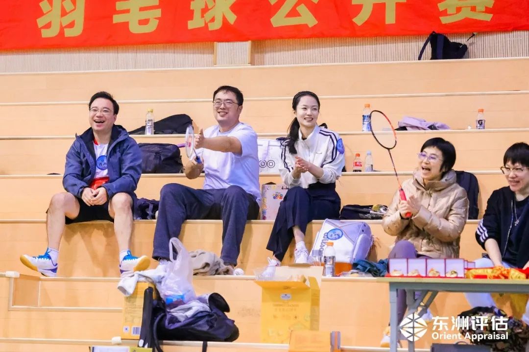 活动 | “羽”你偕行！银河集团186net评估第七届“银河集团186net杯”羽毛球果真赛圆满完赛